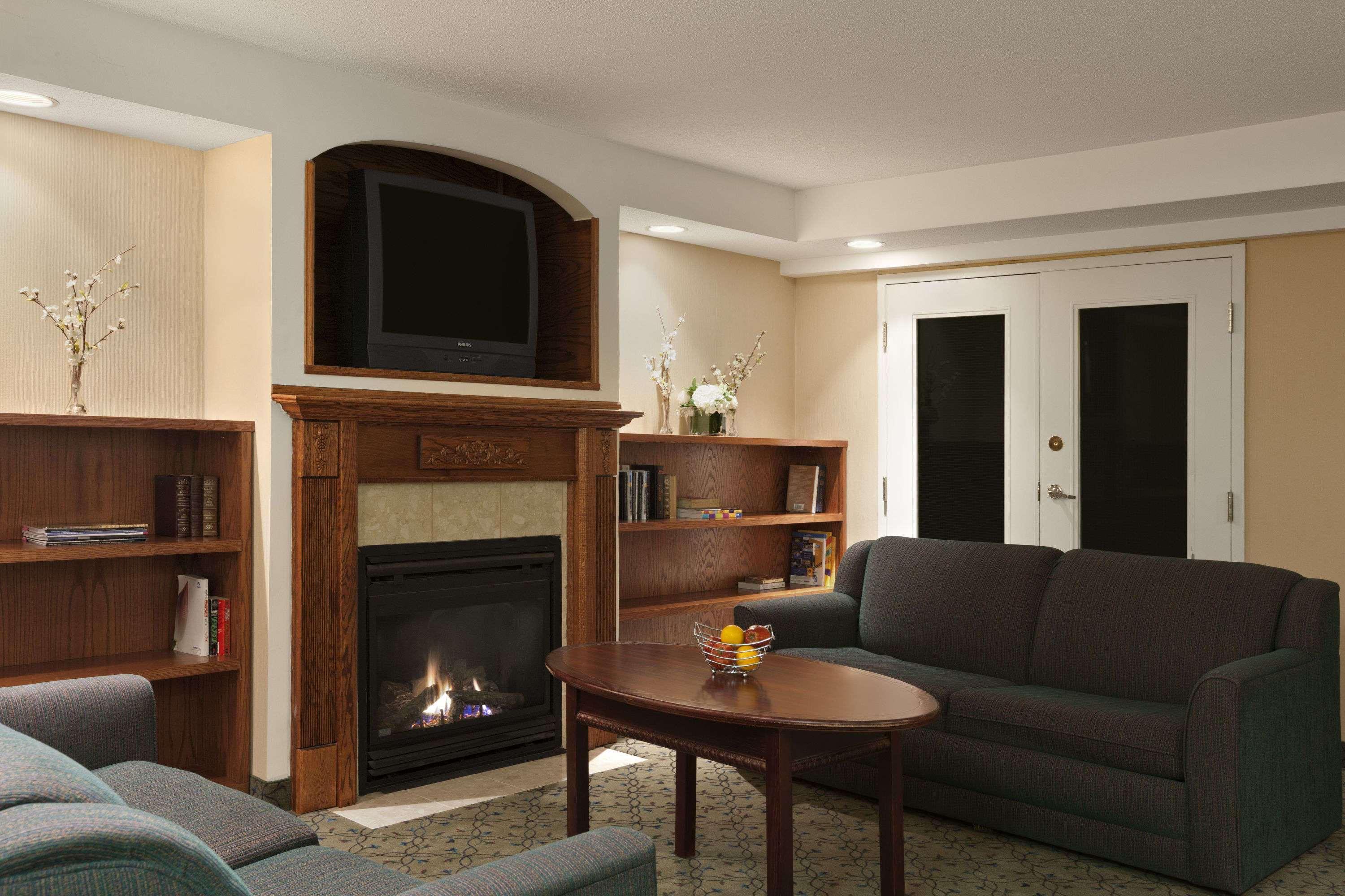 Travelodge By Wyndham Ottawa West Bagian luar foto
