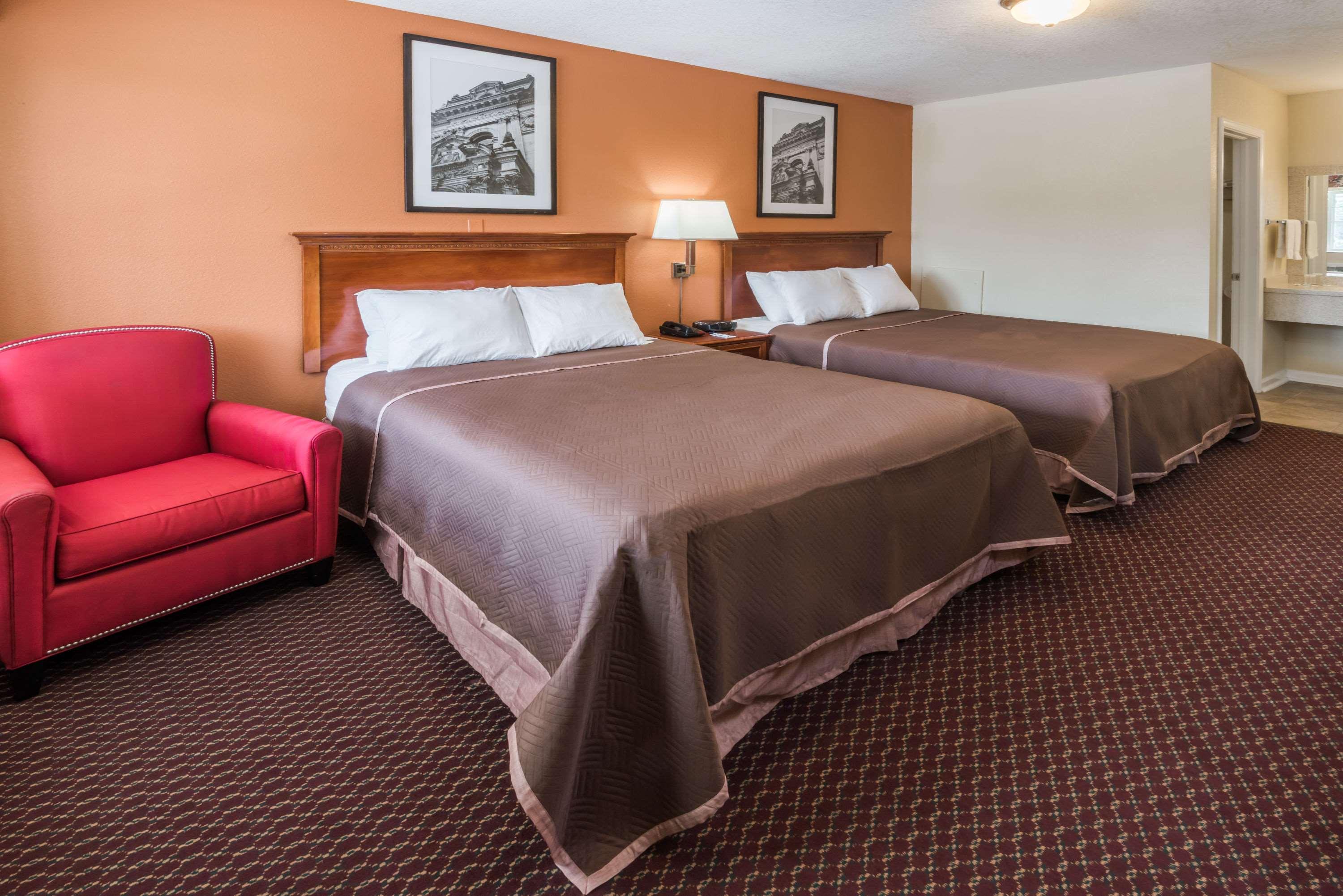 Travelodge By Wyndham Ottawa West Bagian luar foto