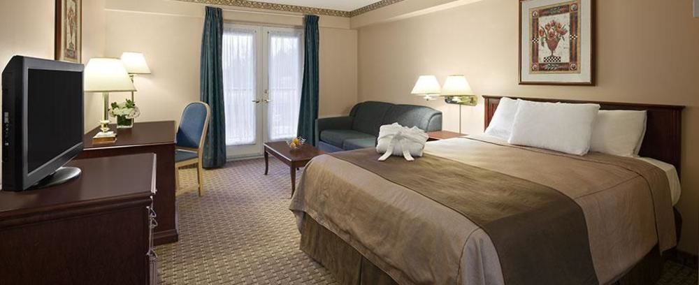 Travelodge By Wyndham Ottawa West Bagian luar foto