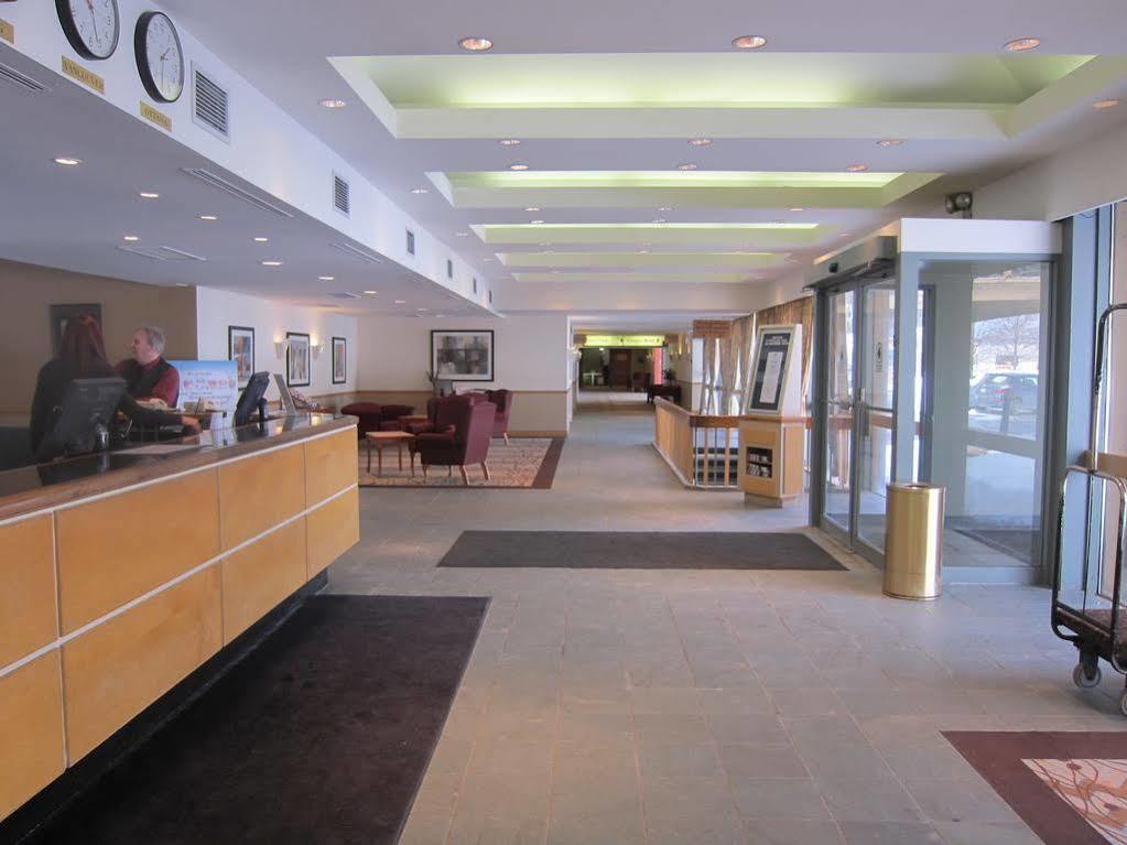 Travelodge By Wyndham Ottawa West Bagian luar foto