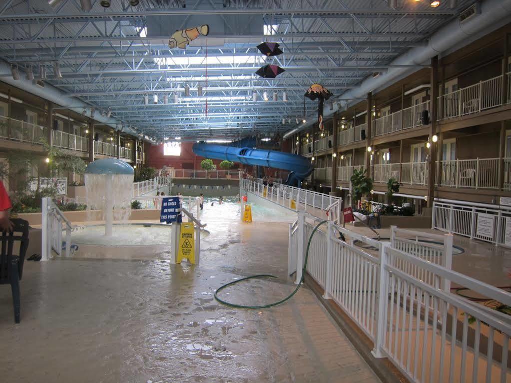 Travelodge By Wyndham Ottawa West Bagian luar foto